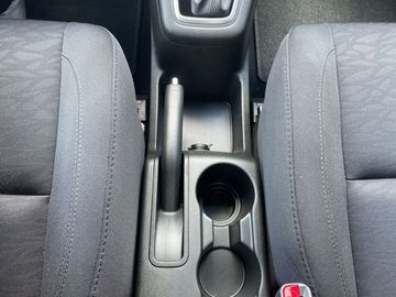 Car image 12