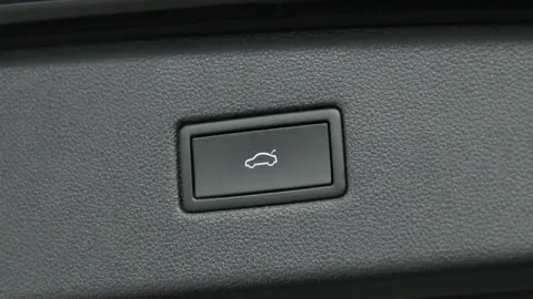 Car image 41