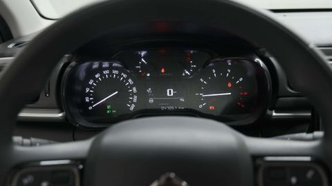 Car image 37