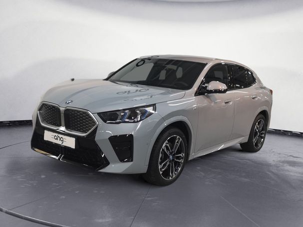 BMW iX2 xDrive30 M Sport 230 kW image number 1