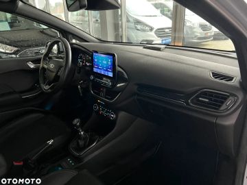 Car image 37