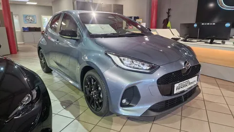 Car image 2