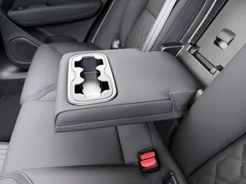 Car image 47