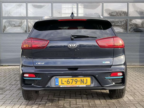 Kia Niro e 64 kWh 150 kW image number 14