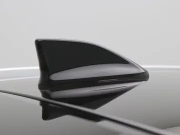 Car image 36