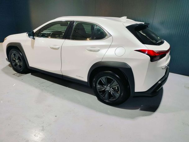 Lexus UX 250h 135 kW image number 14