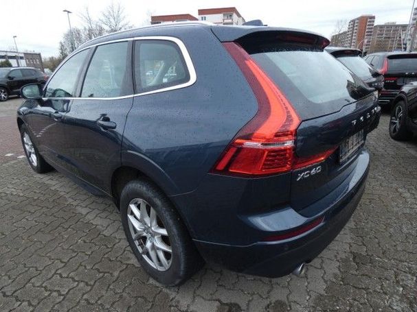 Volvo XC60 B4 AWD Momentum Pro 145 kW image number 4