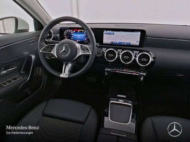 Mercedes-Benz A 200 120 kW image number 10