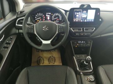 Car image 10