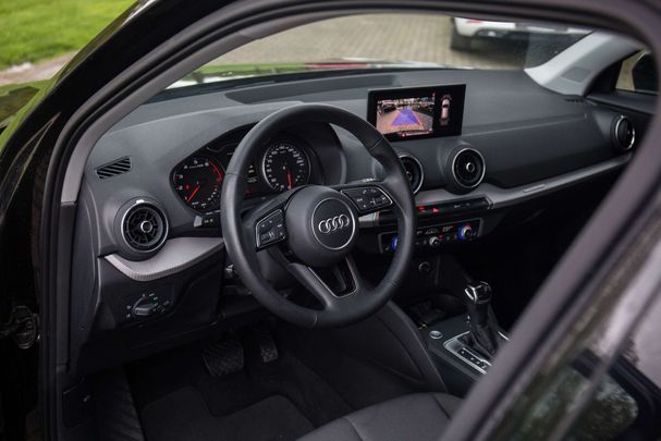 Audi Q2 35 TFSI Advanced 110 kW image number 6