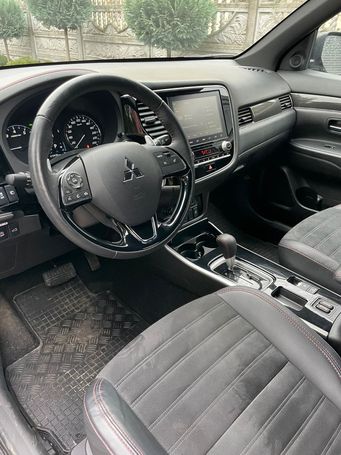 Mitsubishi Outlander 2WD 110 kW image number 8