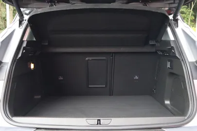 Car image 34