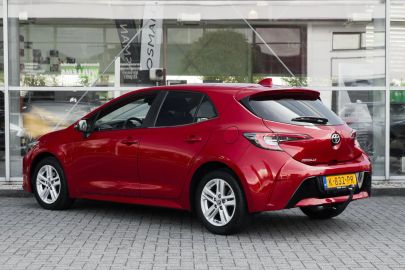 Car image 5