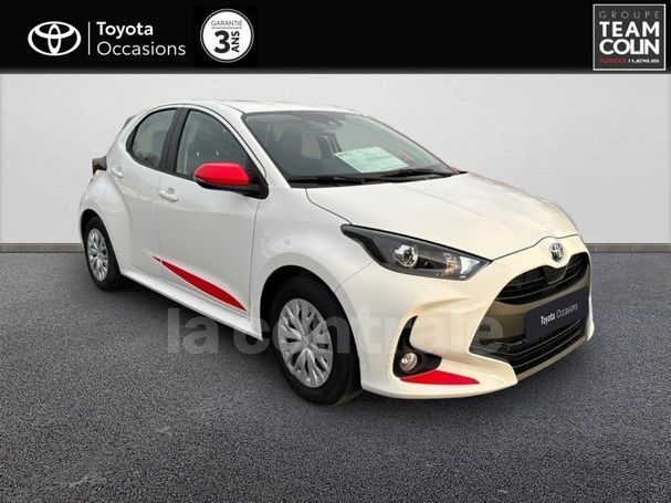 Toyota Yaris Hybrid 85 kW image number 2