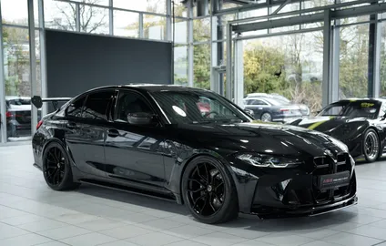 Car image 3