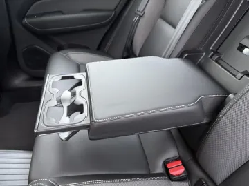 Car image 45
