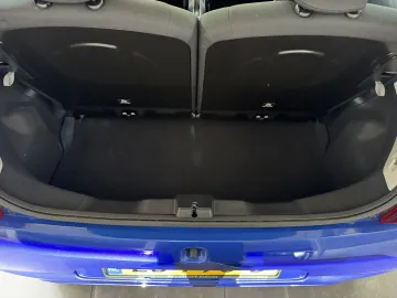 Car image 35