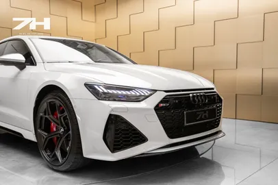 Car image 29