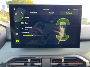 Car image 28