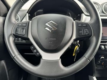 Car image 36