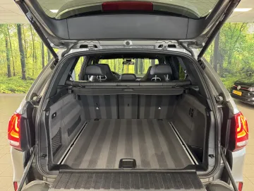 Car image 45