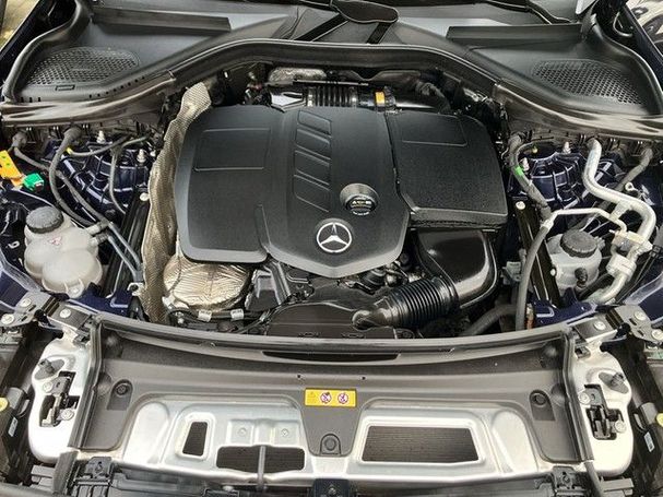 Mercedes-Benz GLC 300 de AMG Line 4Matic 245 kW image number 16