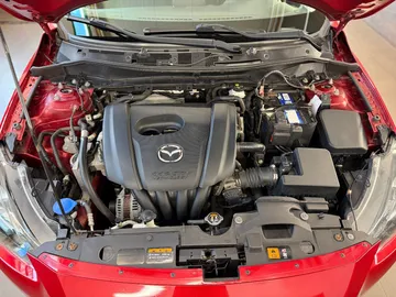 Car image 23