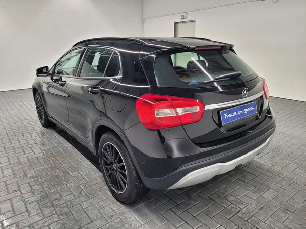 Mercedes-Benz GLA 180 90 kW image number 4