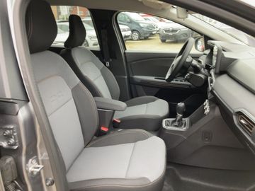 Car image 11