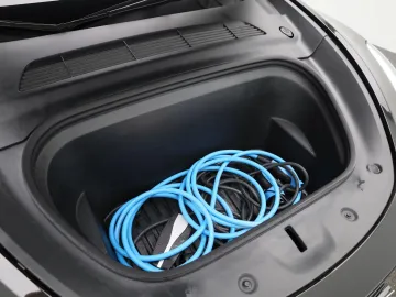 Car image 33
