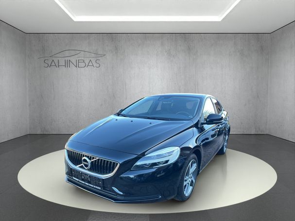 Volvo V40 D4 Momentum 140 kW image number 1