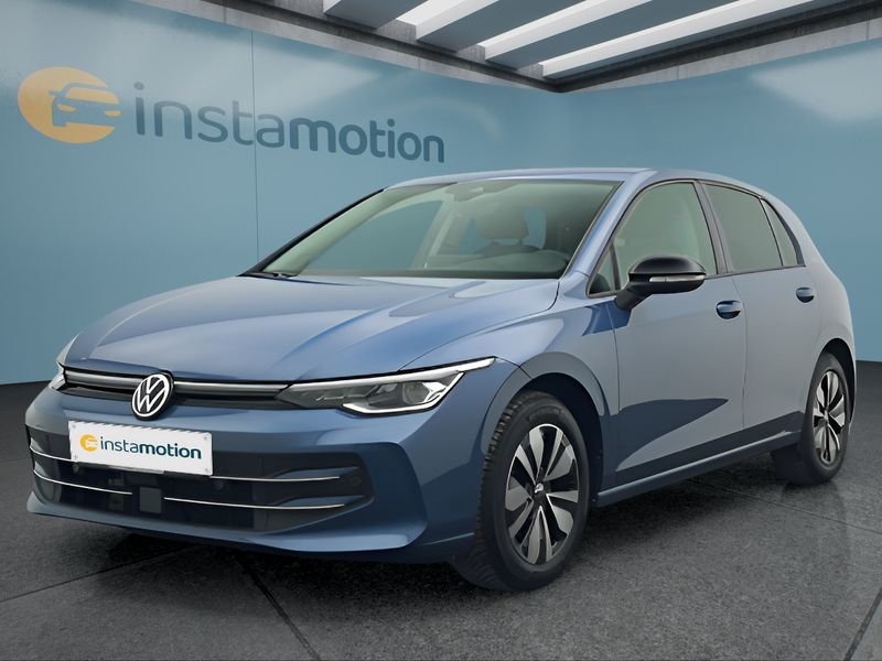 Volkswagen Golf 8 2.0