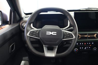 Car image 26