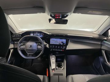 Car image 32