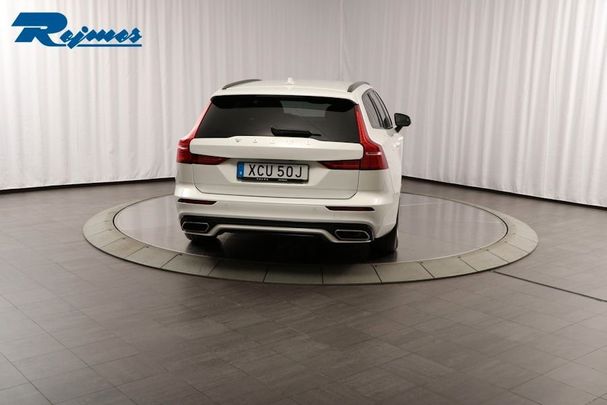 Volvo V60 B4 145 kW image number 17