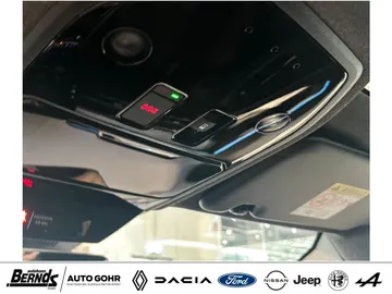 Car image 40