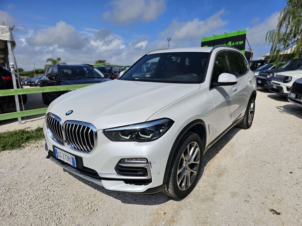 BMW X5 xDrive25d xLine 170 kW image number 1