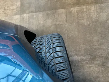 Car image 49