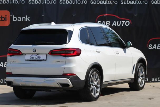 BMW X5 xDrive 250 kW image number 28