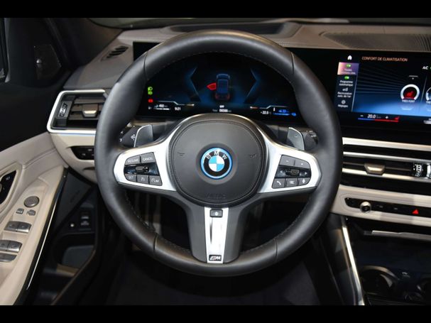 BMW 330 M Sport xDrive 137 kW image number 6