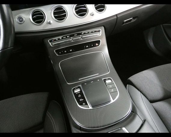 Mercedes-Benz E 220 147 kW image number 22