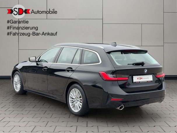 BMW 320d Touring xDrive Sport Line 140 kW image number 3