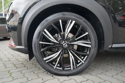 Car image 34