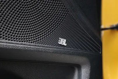 Car image 41