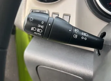 Car image 36