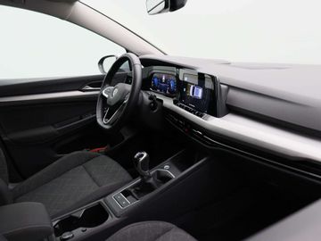 Car image 33