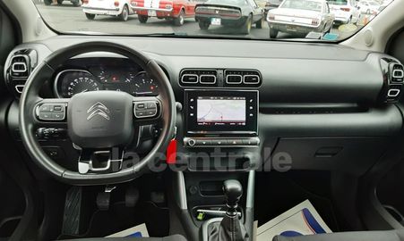 Car image 30