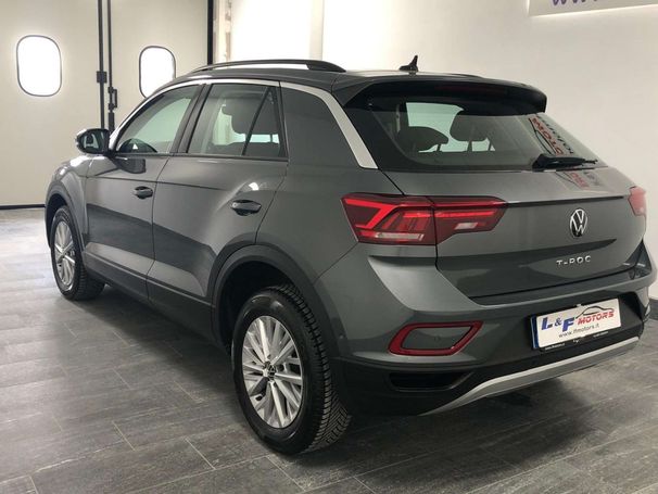 Volkswagen T-Roc 2.0 TDI Life 85 kW image number 6