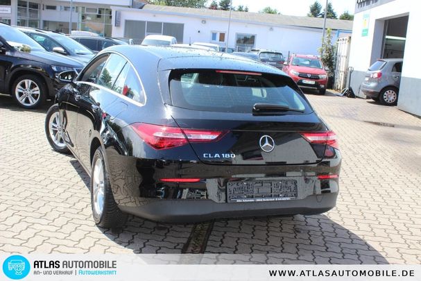 Mercedes-Benz CLA 180 Shooting Brake 7G-DCT 100 kW image number 17