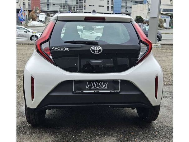 Toyota Aygo X 1.0 VVT-i 53 kW image number 4